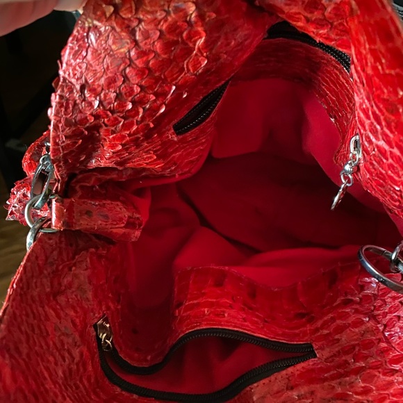 Genuine python 3 way bag clutch shoulder and crossbody. - Picture 4 of 4